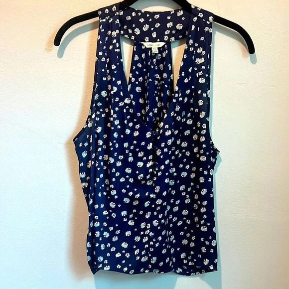 I love h81 forever 21 navy silky floral print top women’s medium - Picture 1 of 6